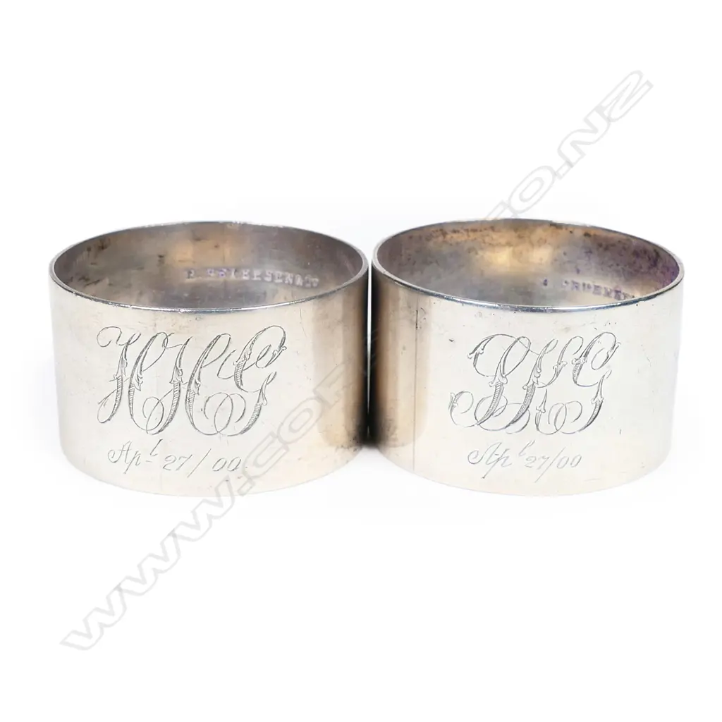 B Petersen & Co (Christchurch) pair of silver napkin rings, Image 1++